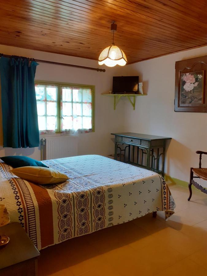Chambres D'Hotes Le Roussel Le Buisson-de-Cadouin Exteriér fotografie